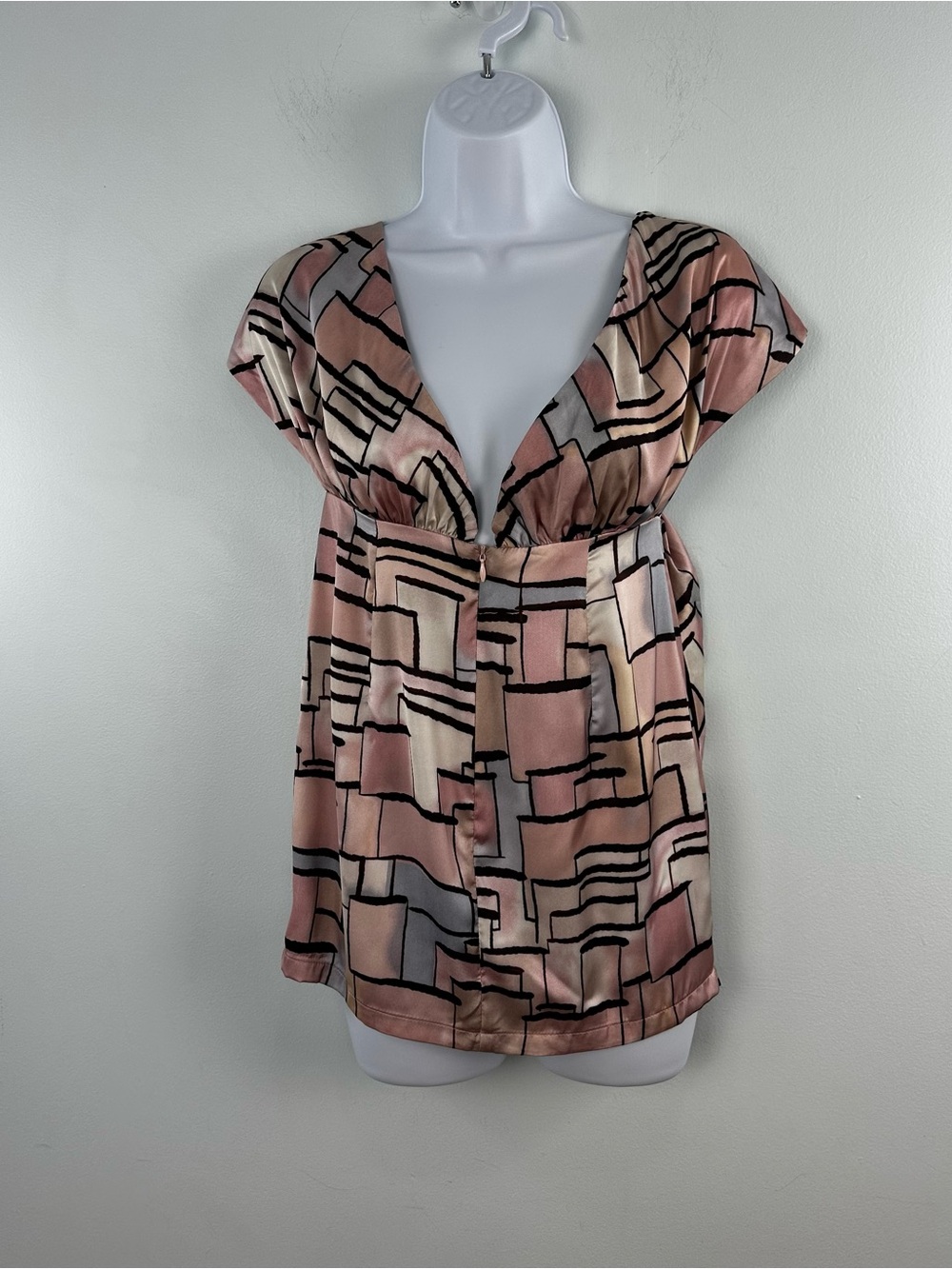 Princess Polly Pink & Black Geometric Print V-Neck Cap Sleeve Mini Dress Size 4